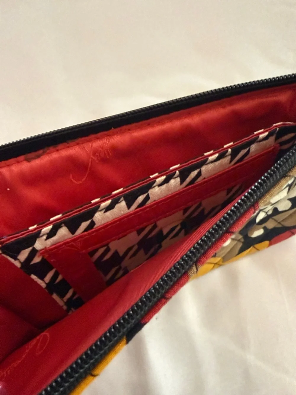Vera Bradley Quilted Floral Wristlet Wallet - Multi Autumn Print- Like new - Picture 4 of 4